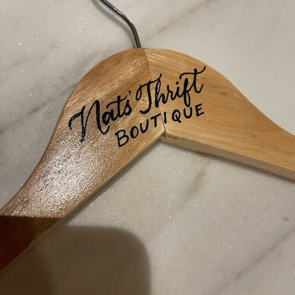 Meet your Posher, Natalya✌🏼🖤 - Picture 6 of 9